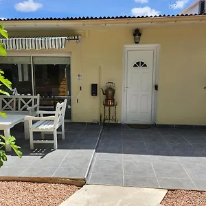 Maison Jardin Et Parking Gratuit - 10 Min De L'aeroport - Metro 14 - Arrivee Autonome Appartement Orly